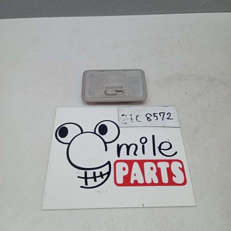 MK21S パレット 純正 リアルームランプ 1A3-7-5/24C8572*同梱不可拍卖