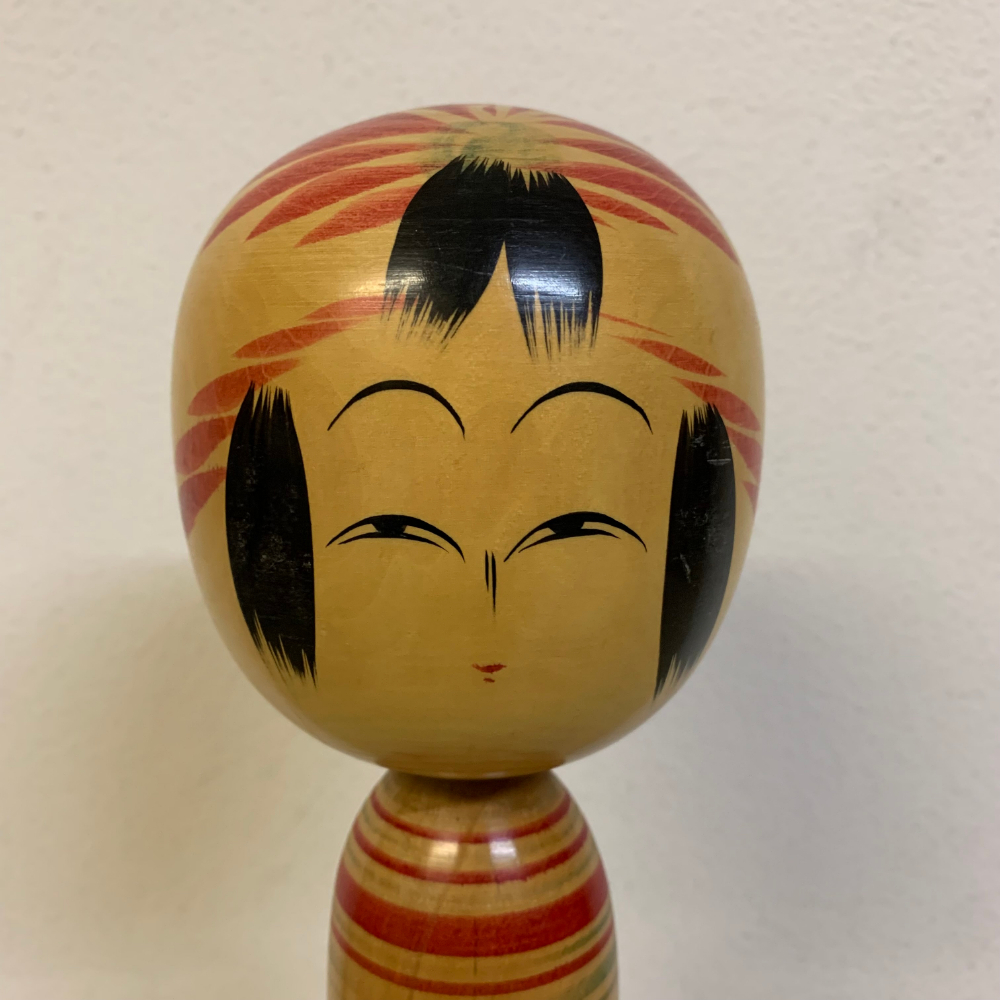 大きめ こけし 高さ 約31cm 花柄模様 着物 女の子 日本製 木の人形 Japanese wooden Kokeshi dolldoll 民芸 伝統工芸【2044拍卖