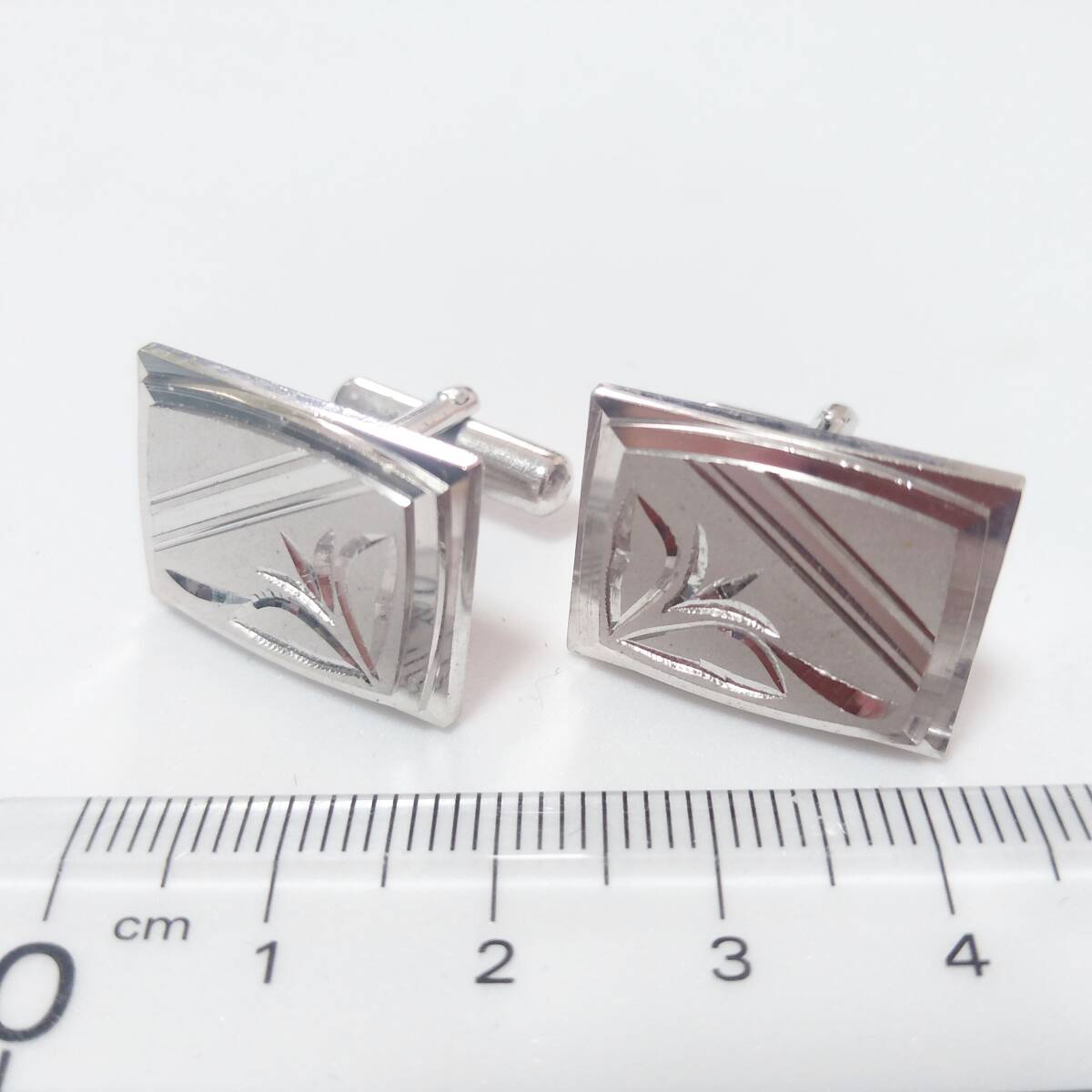 ◆CF05/カフリンクス/カフスボタン/シルバー/レバー式/スウィヴル式 装飾 アクセサリー ファッション 送料無料拍卖