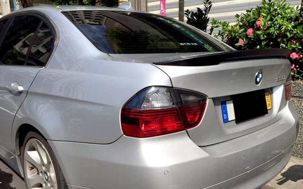 *在庫有即発送* 2005-2011 BMW 3シリーズ E90 セダン エアロ 未塗装の素地 リアスポイラー トランクスポイラー P2 TYPE ABSの材質拍卖