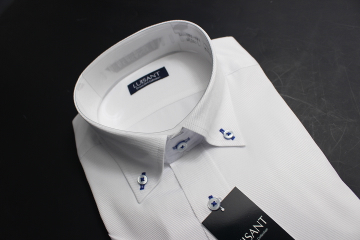 送料185円【新品】LUISANT(山喜) ボタンダウン/ワイシャツ 半袖 /標準体 形態安定  M(39cm) 白ドビー バイアス柄 /UNN601/015(6B794拍卖