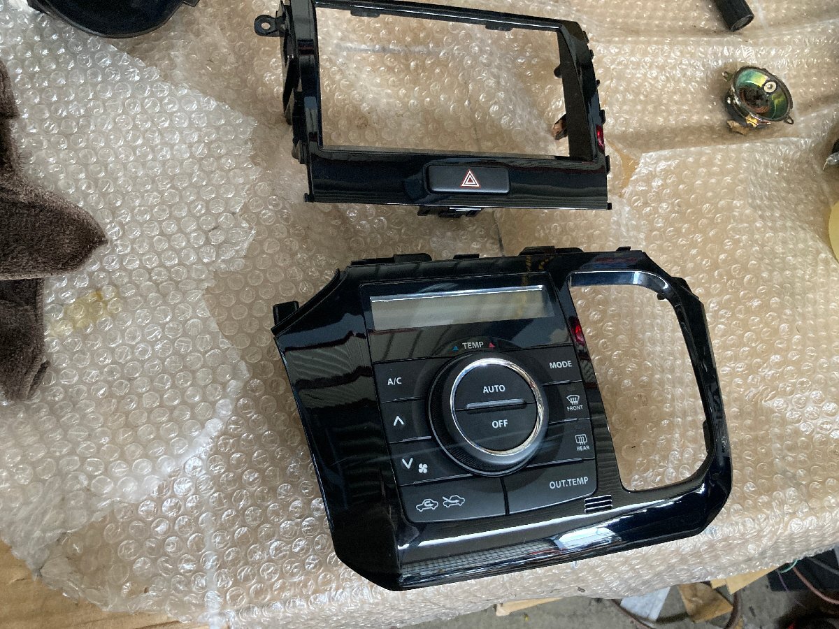 2011年 日産 ニッサン ルークス ML21S  オーディオパネル エアコンパネル インパネセット  8013拍卖