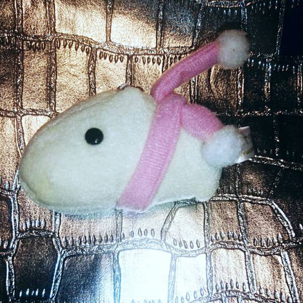 新品 カピパラさん マフラー ぬいぐるみ マスコット キーホルダー 小動物 カピバラさん カピバラ カピパラ 白 ホワイト ハムスター うさぎ拍卖