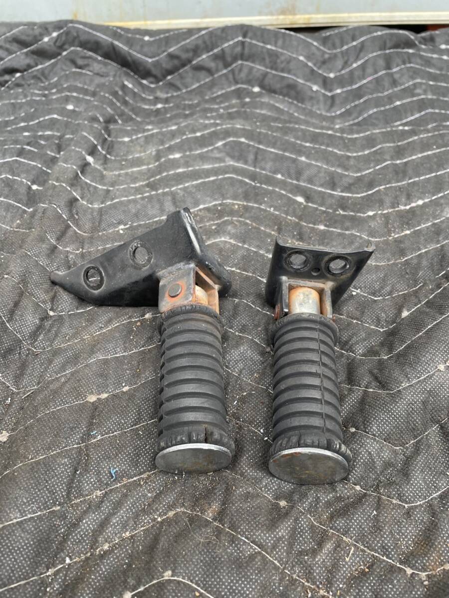 エリミネーター250V タンデムステップ 左右 大阪より 一台解体拍卖