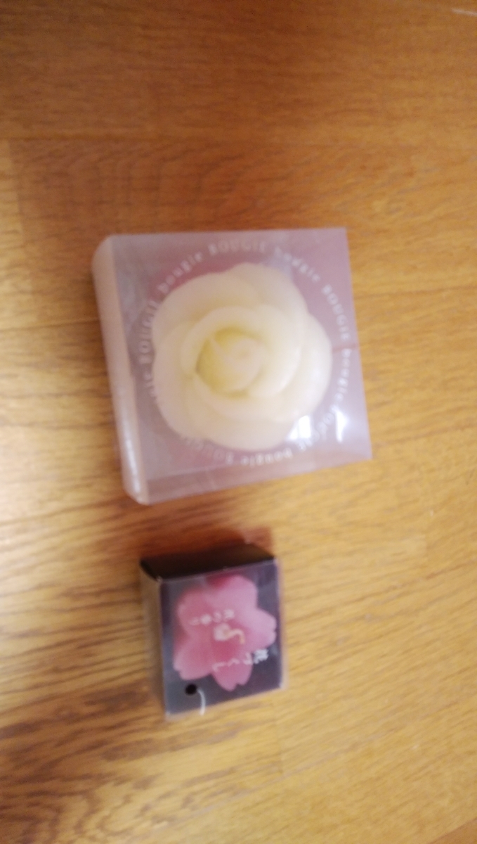 水に浮く素敵なお花のキャンドル2個セット 未使用品拍卖