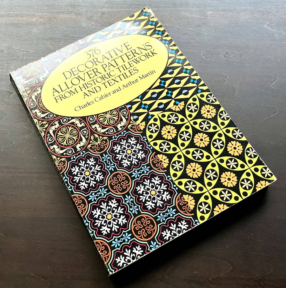 【洋書】『 376 DECORATIVE ALLOVER PATTERNS FROM HISTORIC TILEWORK AND TEXTILES 』Dover 1989●装飾的な総柄 歴史的なタイル 織物 文様拍卖