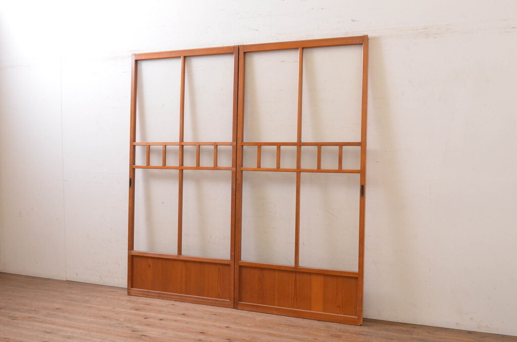 R-072532 アンティーク建具 ノスタルジックな雰囲気溢れるガラス戸2枚セット(引き戸)(R-072532)拍卖