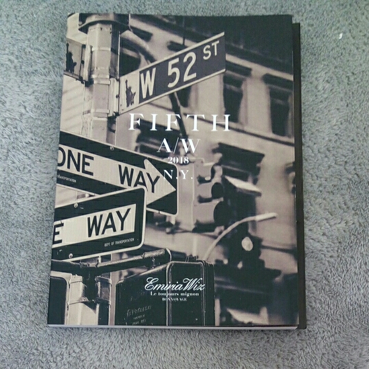 エミリアウィズ/カタログ拍卖