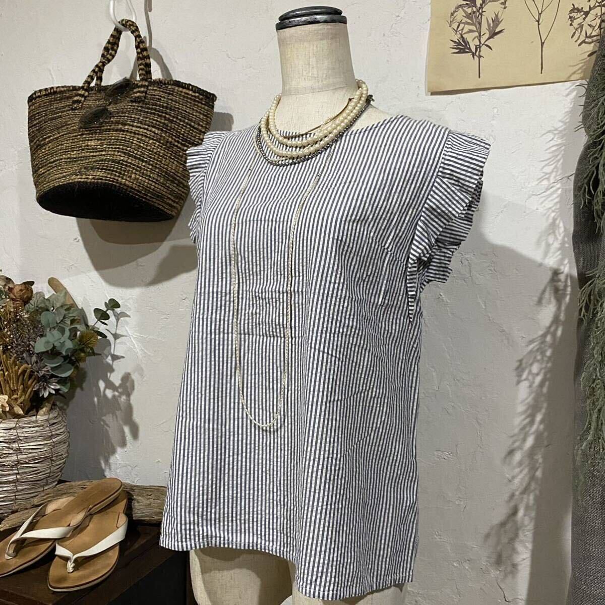 Discoat (ディスコート) *フリルスリーブブラウス* ノースリーブブラウス/フリルデザイントップス/ブラウス拍卖