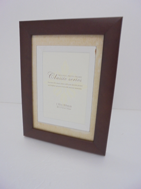 【KCM】inte-9★ワケあり展示品★A.P.J. フォトフレーム クラシックステインフレーム ブラウン キャビネ 130×180mm(窓サイズ81×119mm)拍卖