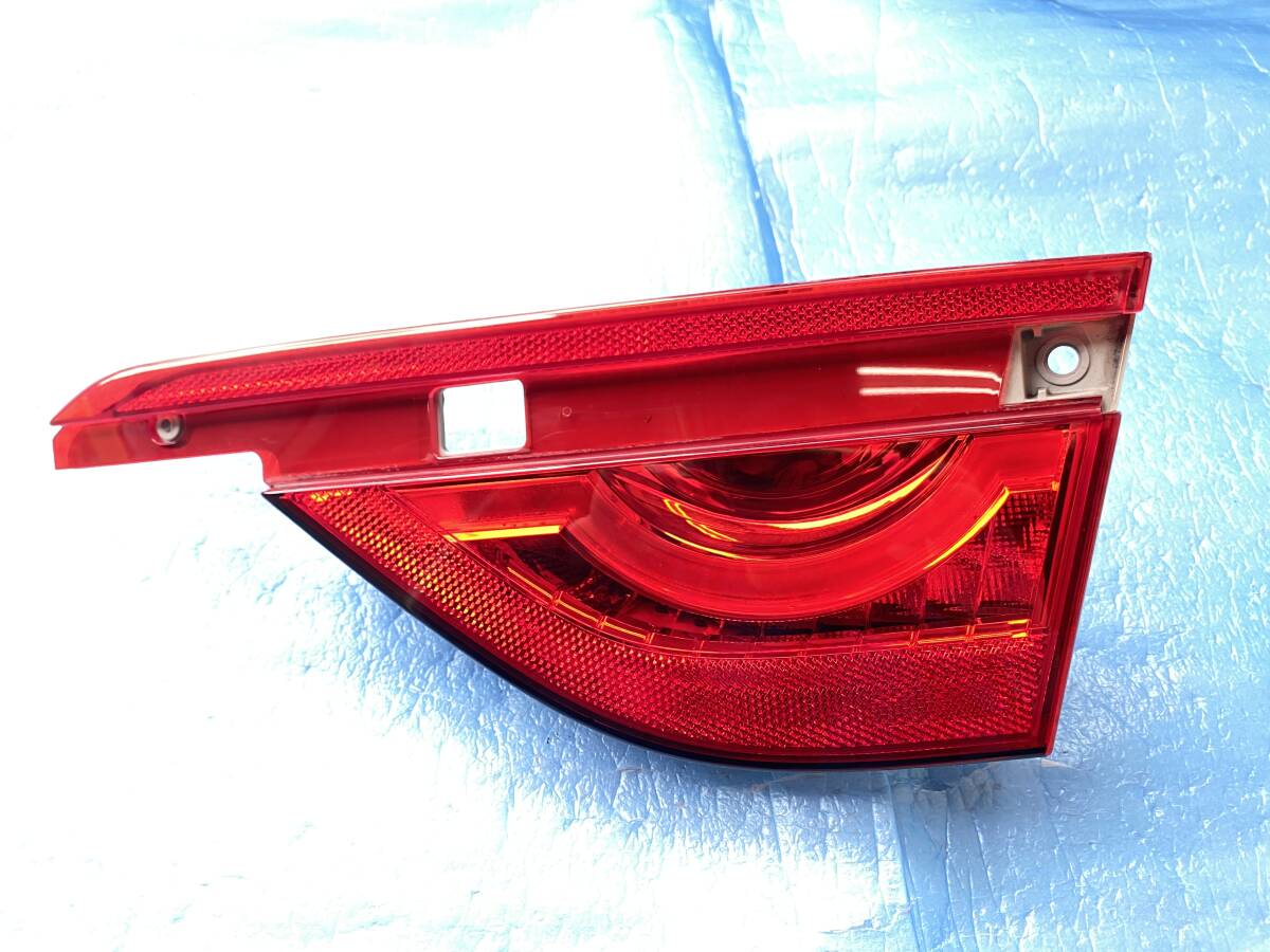 ジャガー XF 右トランクテール ガーニッシュ 2407-1905拍卖