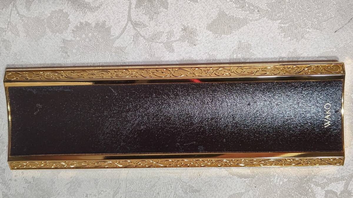 705-1 銀座和光 WAKO ゴールド金属製 ペントレイ 筆記具用皿 20.5×6.3×1.2㎝ 170g拍卖