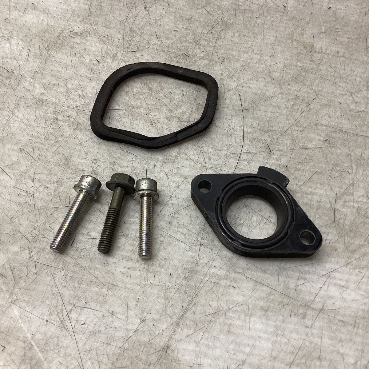 B33-34 ヤマハ ジグナスX 2型 SE44J インマニボルト インシュレーター 純正部品拍卖