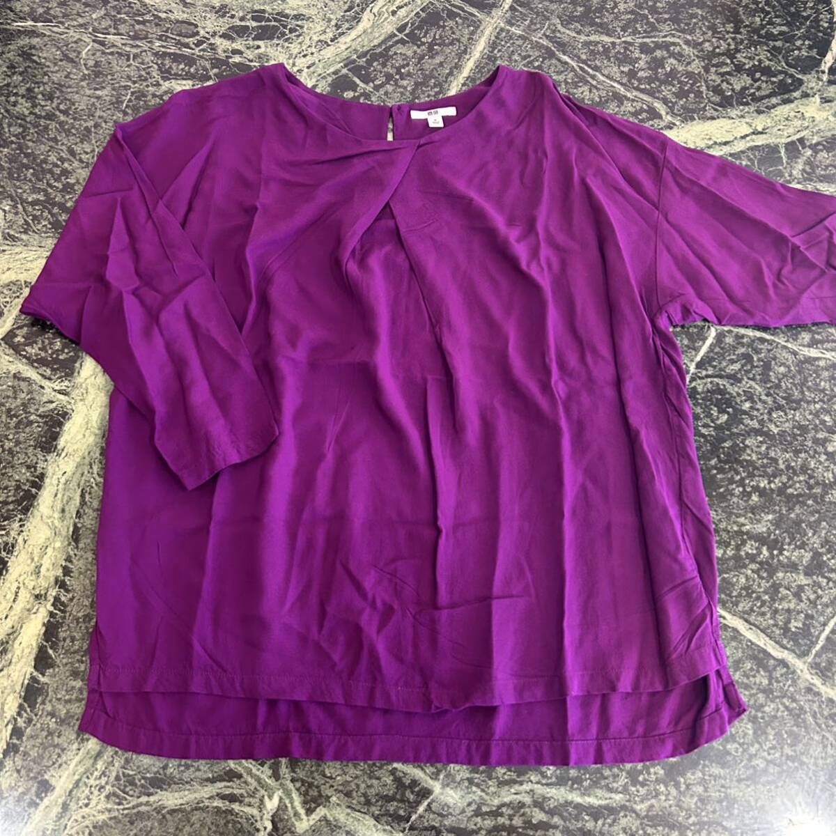 【美品】UNIQLO★ユニクロ レーヨンブラウス Mサイズ プルオーバーシャツ カットソー 紫 長袖 レディース拍卖