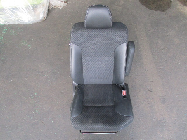 ⑥ 2022年 ダイハツ タント カスタム LA650S 純正 フロント 右 運転席 シート拍卖