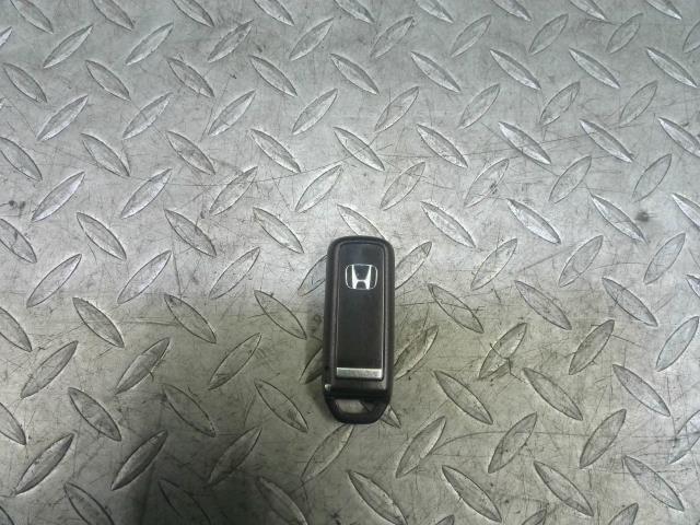 ホンダ(Honda)※同梱不可※N-ONE JG1 キーレスリモコン 純正 動作OK拍卖