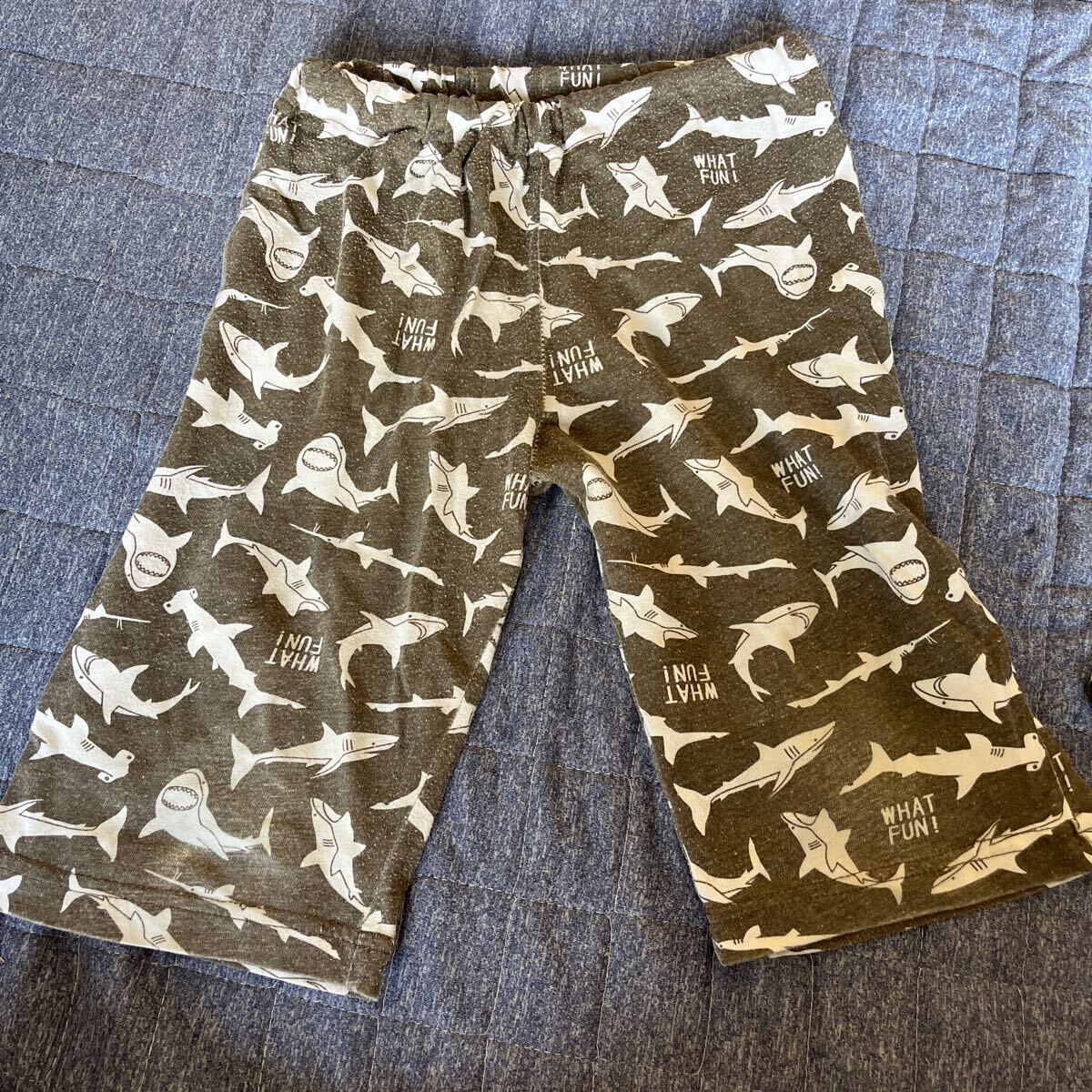 ズボン 130 夏服 男の子 サメ拍卖