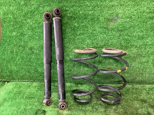 モコ DBA-MG22S Rストラット・アブソーバーセット E ZEL 56210-4A00E拍卖