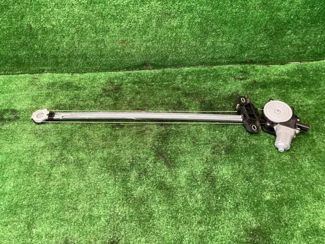 N-BOX DBA-JF1 左Fドアレギュレータ・モーター カスタムG ターボパッケージ NH624P拍卖