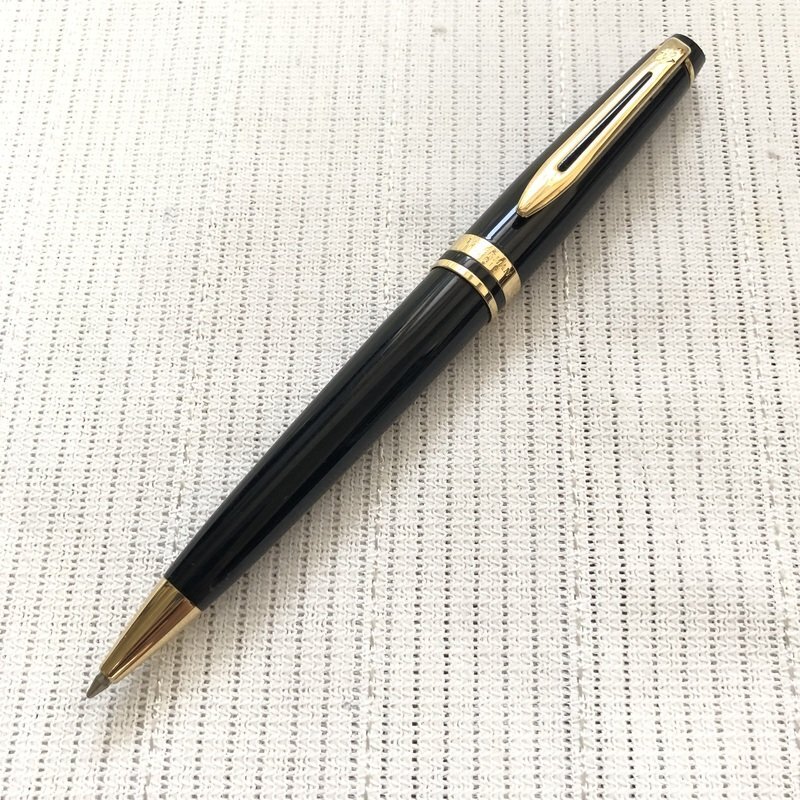 良品 WATERMAN PARIS FRANCE ウォーターマン エッセンシャル ツイスト ボールペン ブラック×ゴールド IW407CP03WTR//拍卖