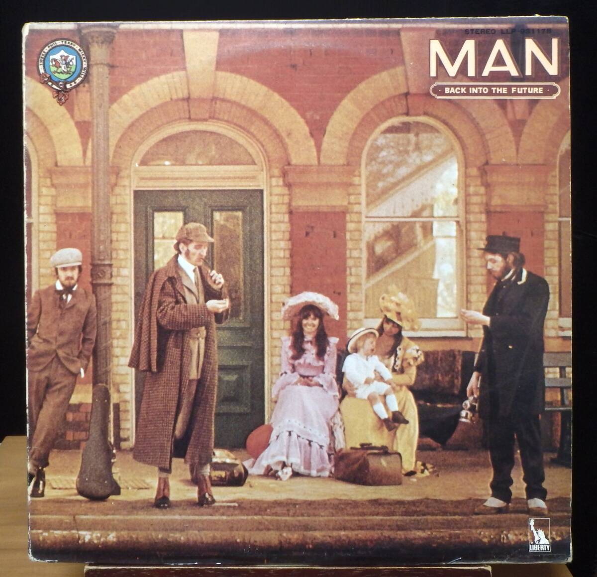 【PR243】MAN 「Back Into The Future (万物流転)」(2LP), 73 JPN 初回盤 ★プログレッシヴ・ロック/ハード・ロック拍卖