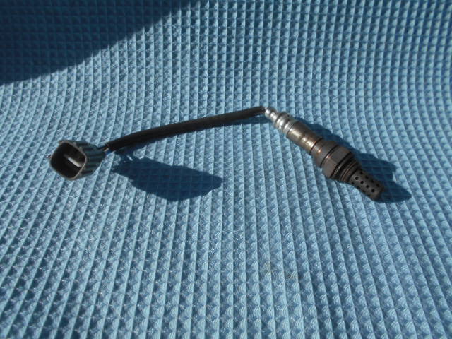 サイノス EL52 O2センサー 89465-10060 07T28拍卖