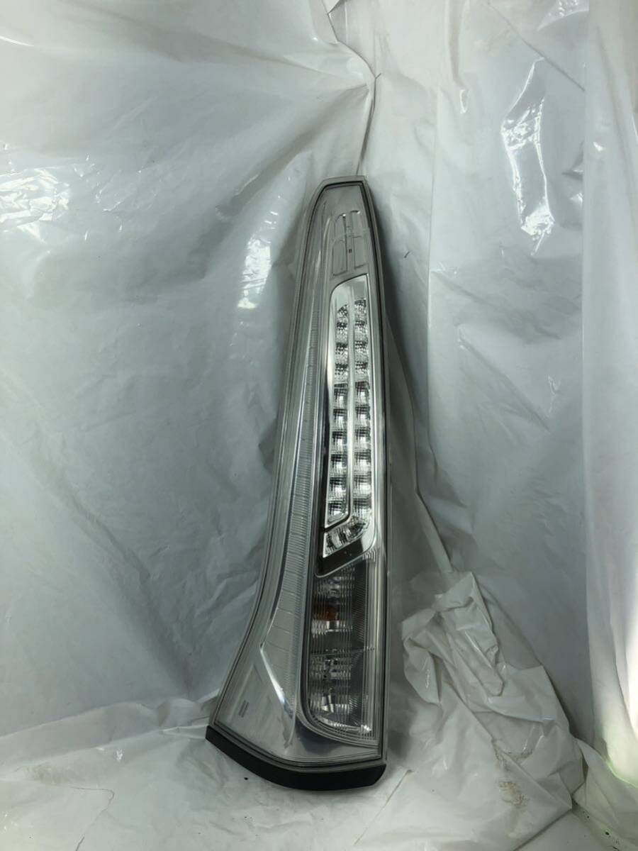 h6.47 HC26 セレナ ライダー テールランプ 左 KOITO 220-23438 テールライト 左側助手席側拍卖