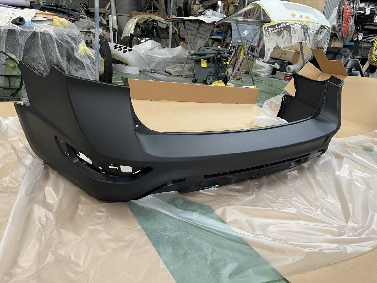 ボルボ XC70 リヤバンパー 新品拍卖