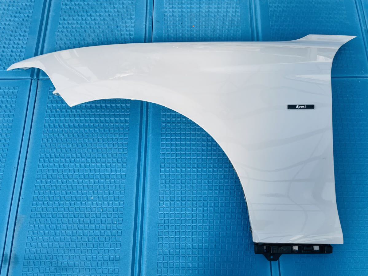 BMW 1シリーズ F20 純正 左 フロント フェンダー ホワイト 白拍卖