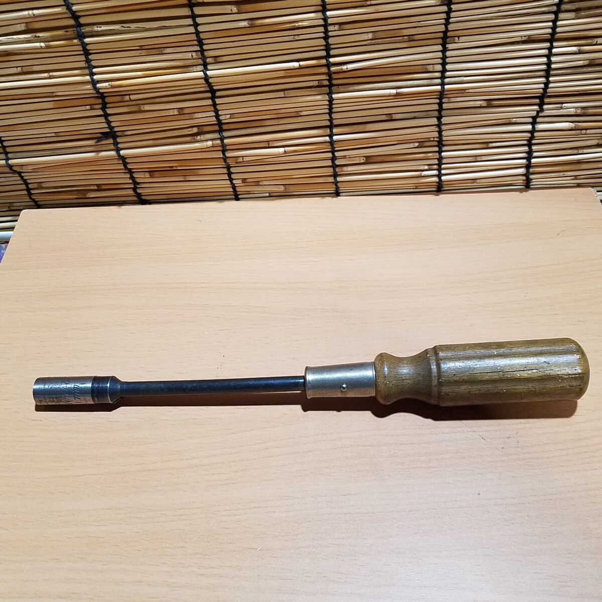 36-5 中古品 SUNFLAG 11mm ボックスドライバー 木柄 昭和 レトロ拍卖