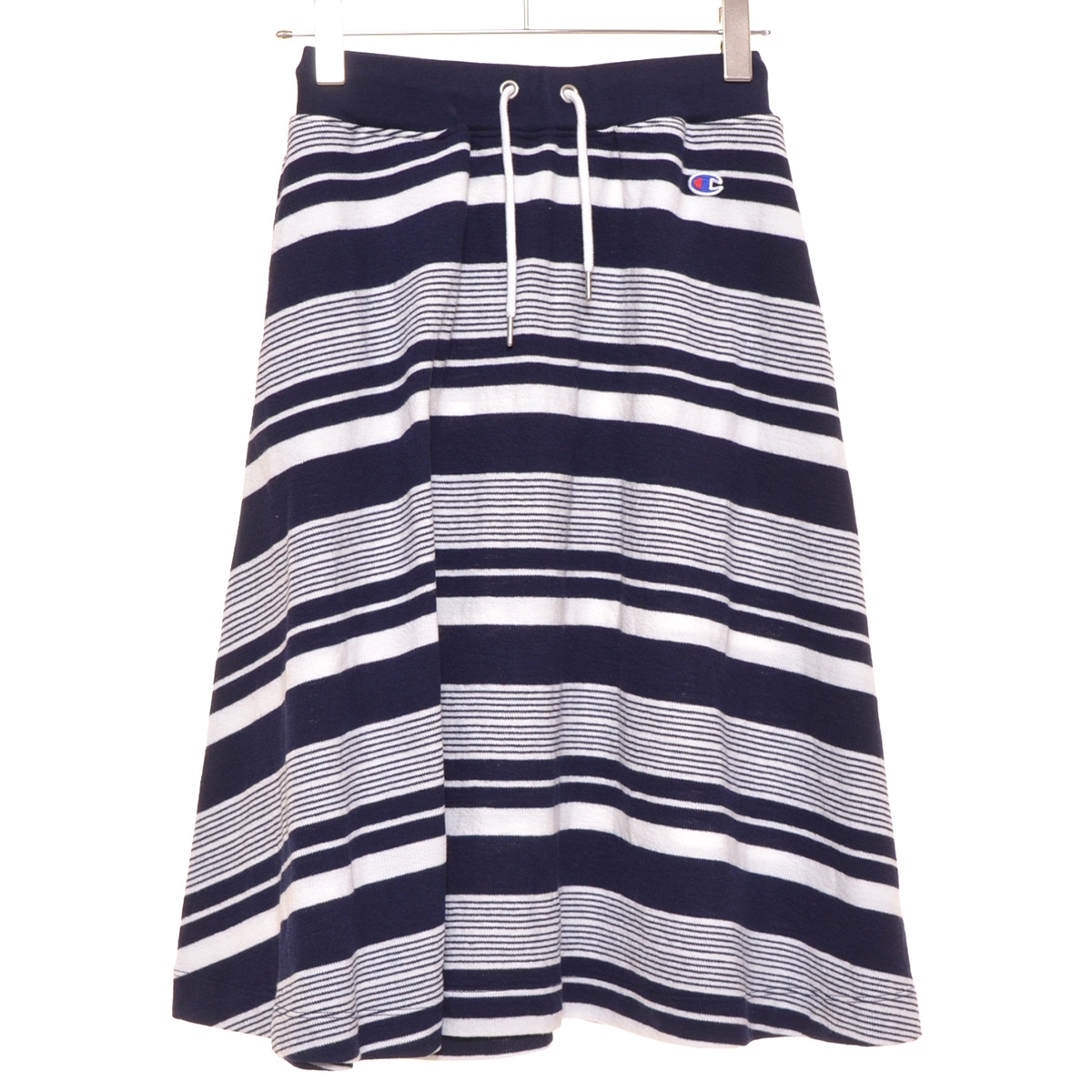 □470920 Champion チャンピオン ○ミディロングスカート 膝下 ボーダーフレアSK サイズM レディース ネイビー ホワイト拍卖