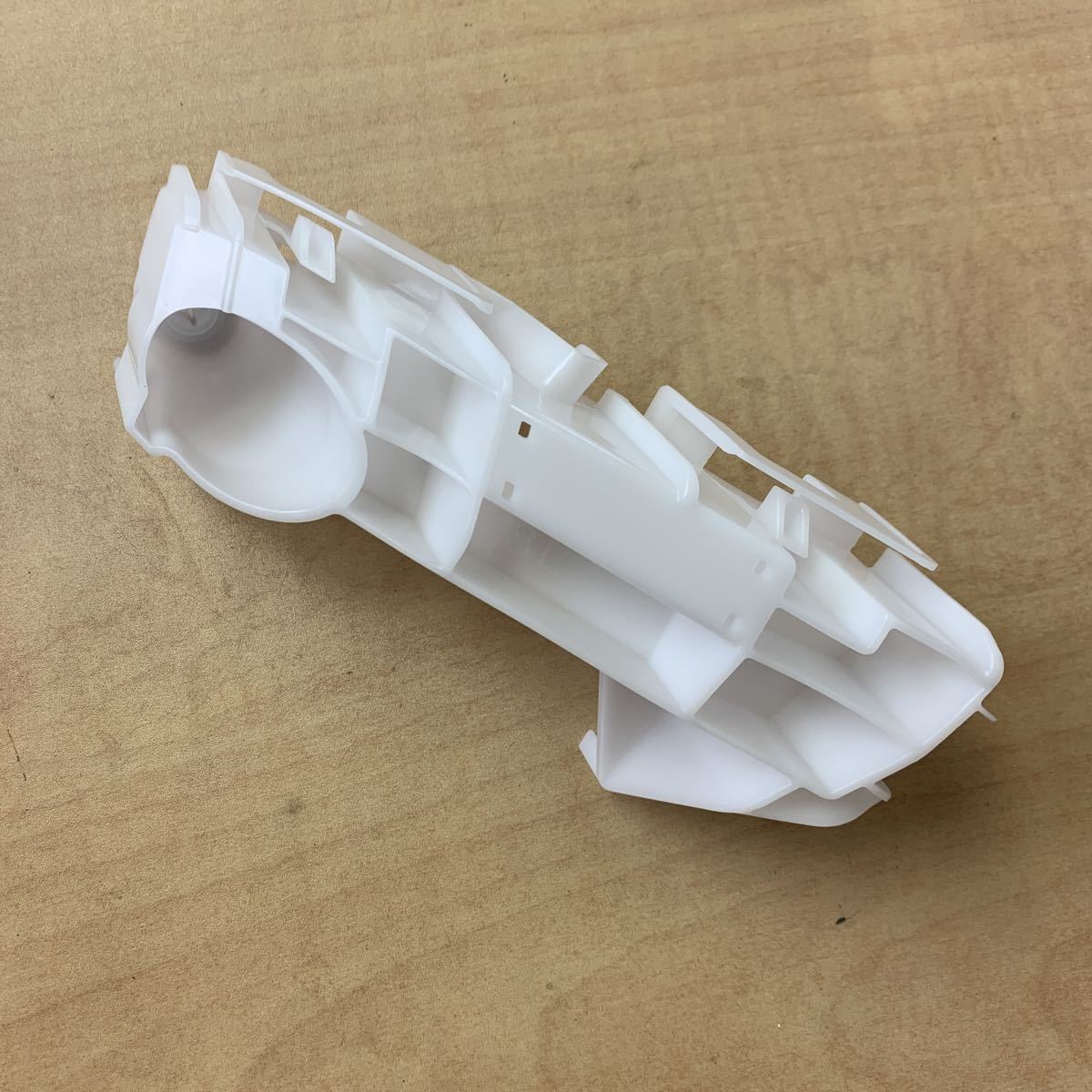 10◇NSP170 シエンタ リアバンパーサイドサポート (左側) 52156-52130拍卖