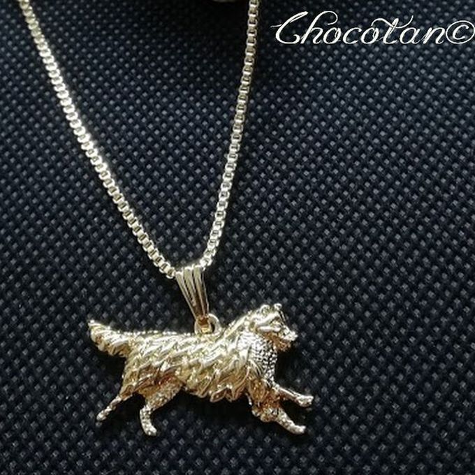 【送料無料】ボーダーコリー シルエット ネックレス 金色 オーストラリアンシェパード 【新品】拍卖