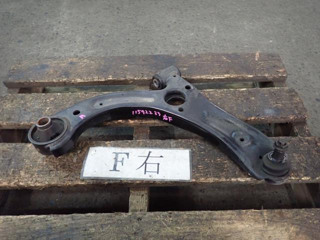 ミラ DBA-L275S 右フロントロアアーム T22 48068-B2080拍卖