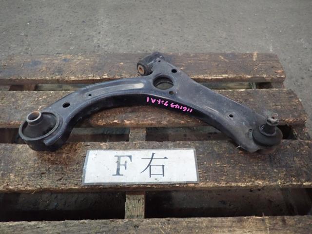 タント DBA-LA600S 右フロントロアアーム T29 48068-B2190拍卖