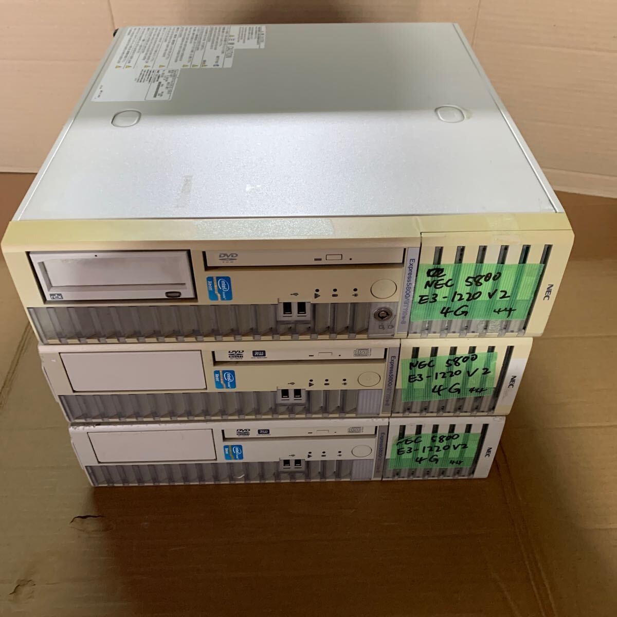 激安 3台セットNEC Express 5800/GT110e-S/ Xeon-1220 v 2 / メモリ4GB / HDD無し/サーバー /BIOS起動確認OK 44拍卖