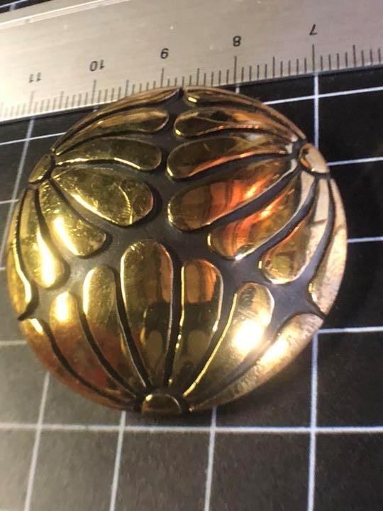 真鍮★家紋コンチョ★大★三つ割菊★戦国武将拍卖