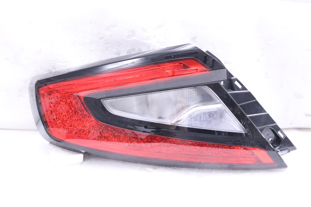 47-1003★美品★LED VBH WRX-S4★左テールライト ICHIKOH D256 打刻:6B ユニット 純正★スバル (UK)拍卖