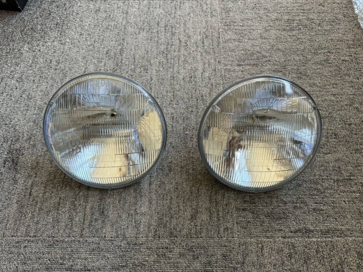 ワグナー社製丸目2灯用シールドビーム2個セット(1台分セット)新品。USカットライン シールドビーム ベルエアノバC10 カマロ拍卖