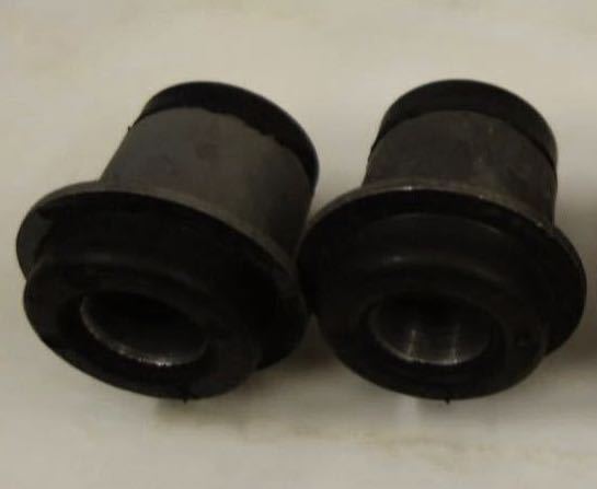 1958年式~1970年式シボレーインパラ用フロントコントロールアームブッシュアッパー2個セット新品。インパラアッパーブッシュ拍卖