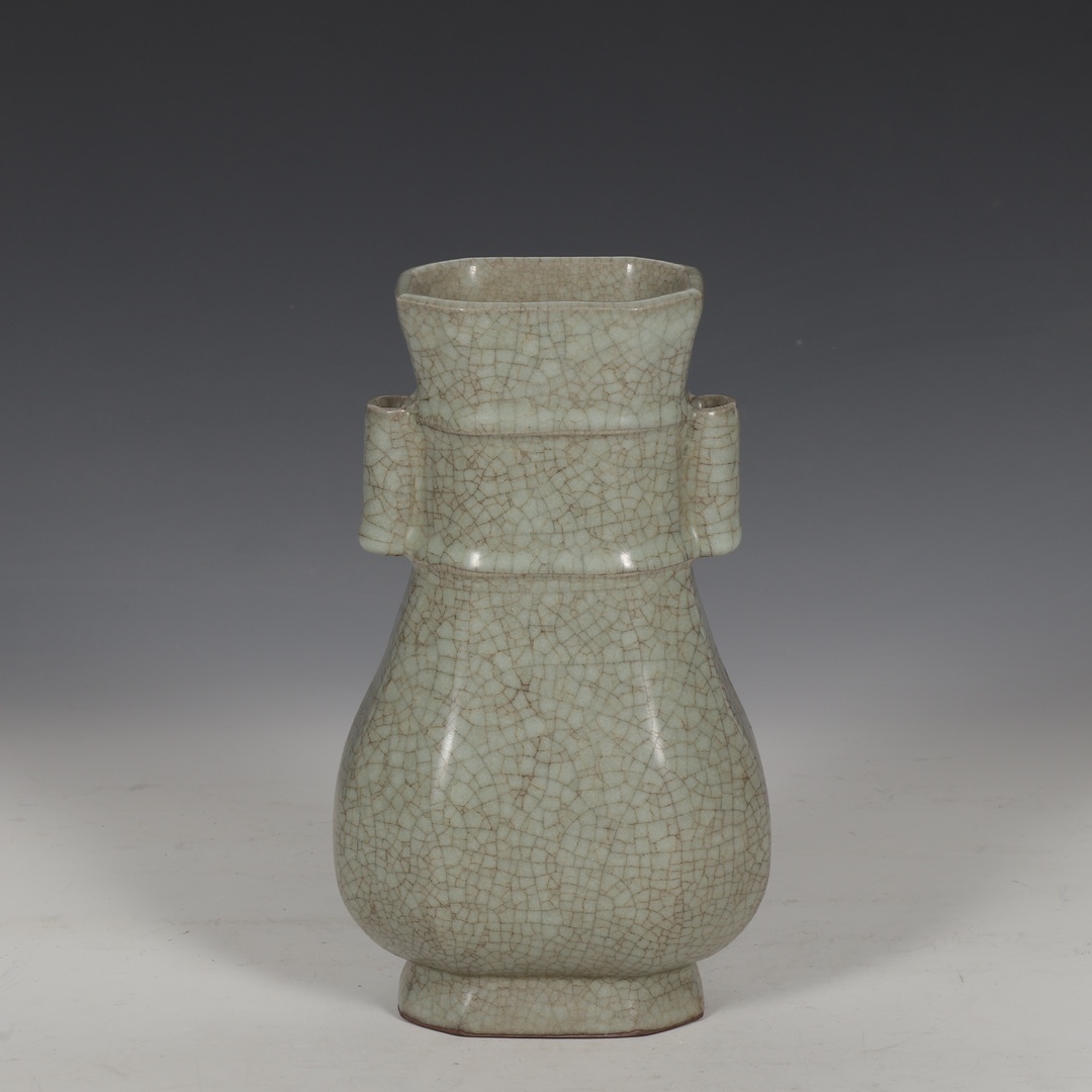 官窯 青釉 管耳瓶 貫耳瓶 唐物 箱付き 陶磁器 中国美術 置物 賞物 RG148拍卖
