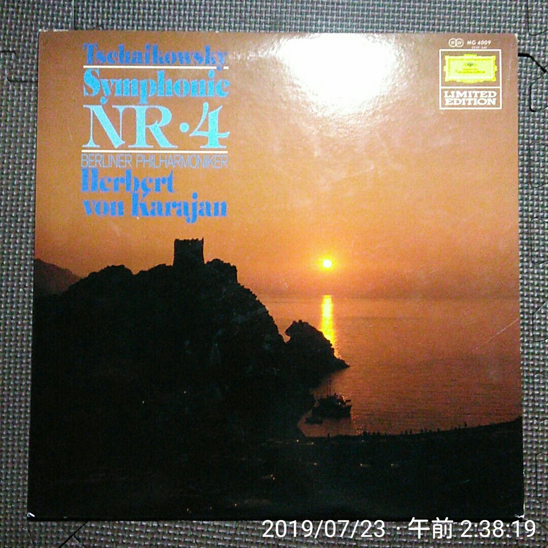邦盤1LP カラヤン、ベルリン・fillハーモニー管弦楽団 / チャイコフスキー 交響曲 第4番 へ短調 作品集36 MG 4009拍卖
