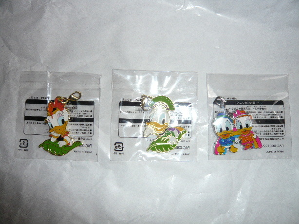 TDL ジャングルカーニバル ワゴンゲーム ドナルドのホット・ジャングル・サマー ファスナーマスコット 3種 非売品 拍卖
