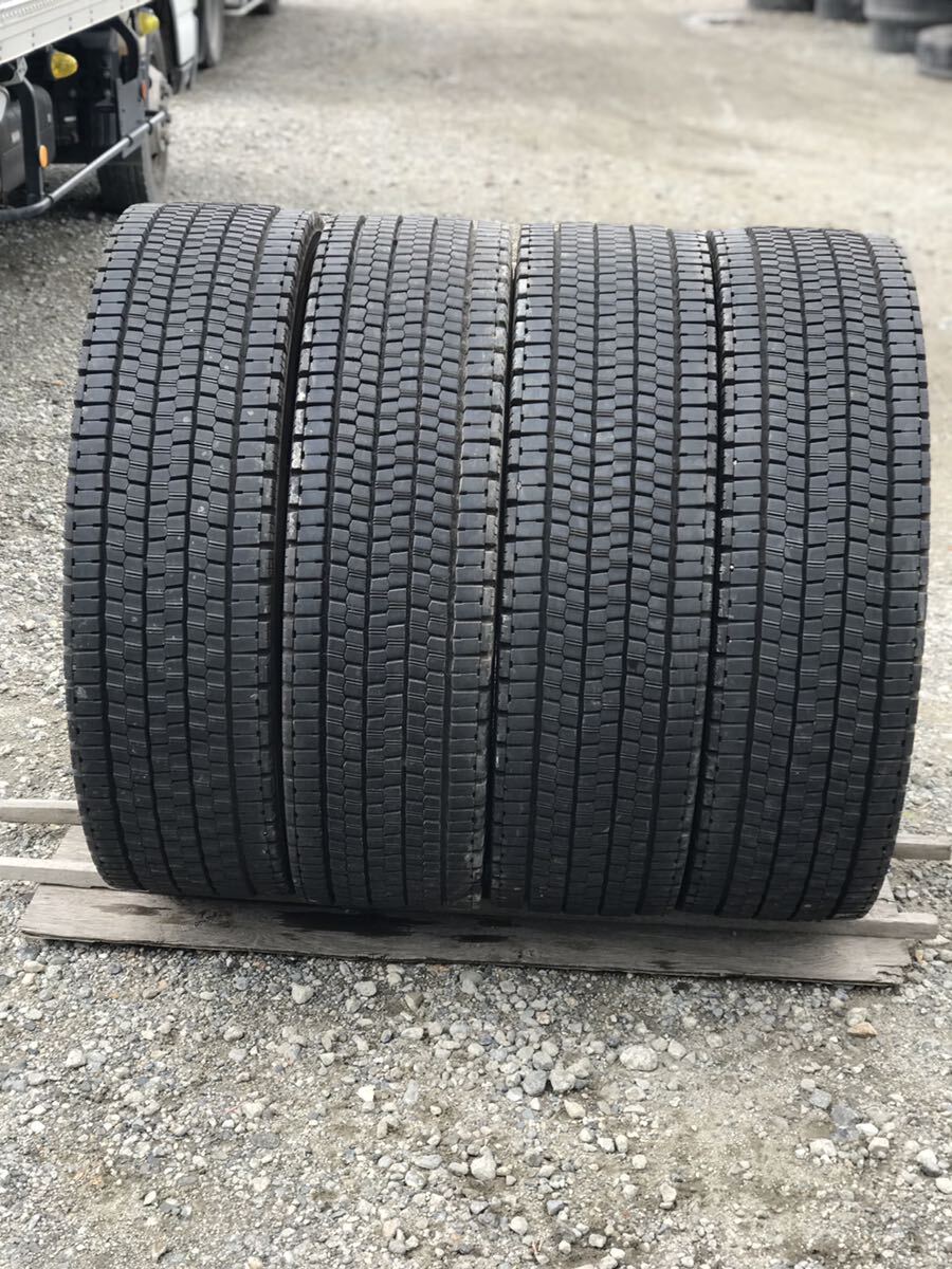 3272 ブリヂストン 275/80R22.5 スタッドレス 4本セット拍卖