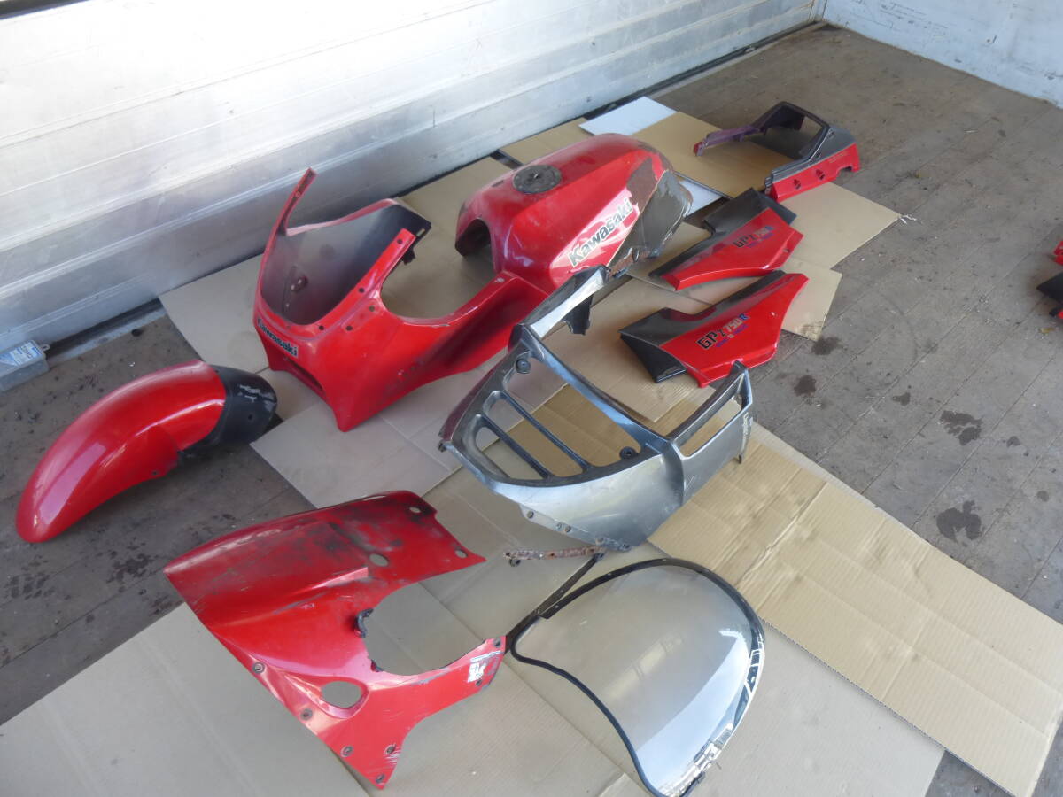 KAWASAKI GPZ750R(900R) 赤/黒 管:P-87拍卖