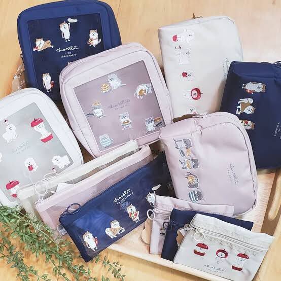 未使用chocobit チョコビット おもち パンケーキ柄スクエアポーチ ねこ猫 ポーチ拍卖