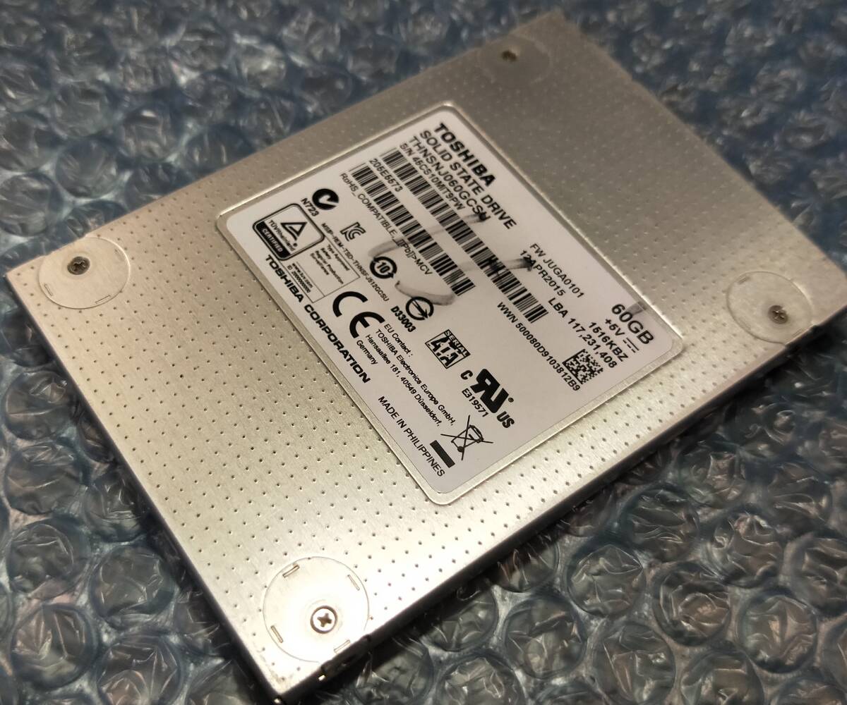 【中古パーツ】2.5 SATA SSD 1台 正常 TOSHIBA HNSNJ060GCSU 60GB 使用時間33409H■SSD3041拍卖