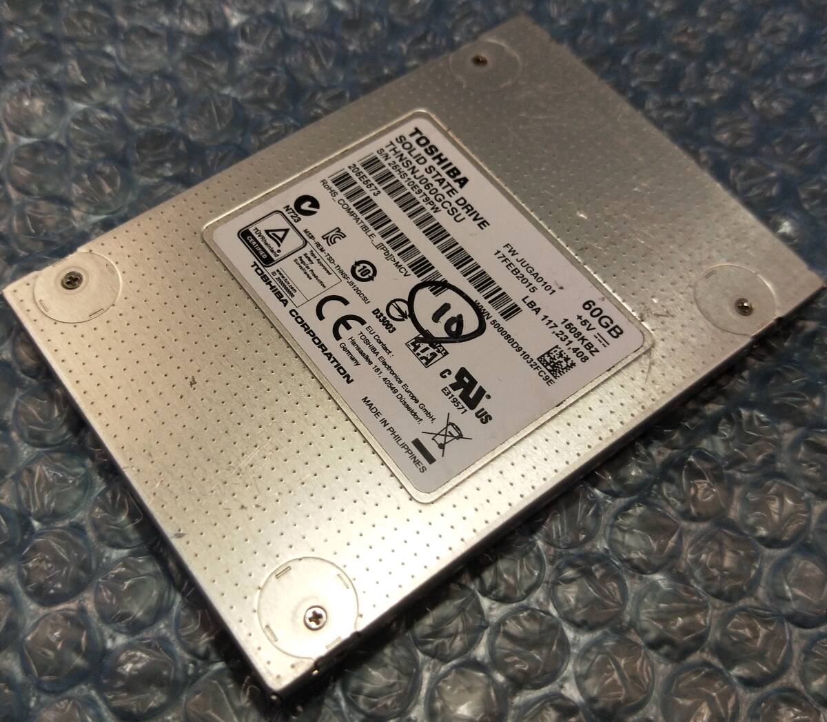 【中古パーツ】2.5 SATA SSD 1台 正常 TOSHIBA HNSNJ060GCSU 60GB 使用時間45196H■SSD3038拍卖