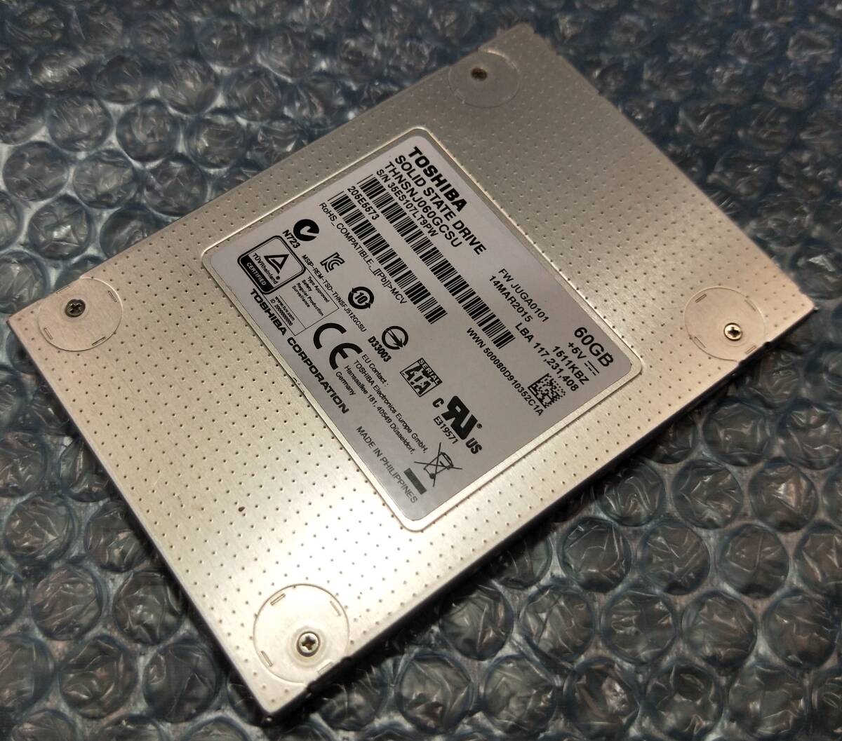 【中古パーツ】2.5 SATA SSD 1台 正常 TOSHIBA HNSNJ060GCSU 60GB 使用時間32740H■SSD3004拍卖