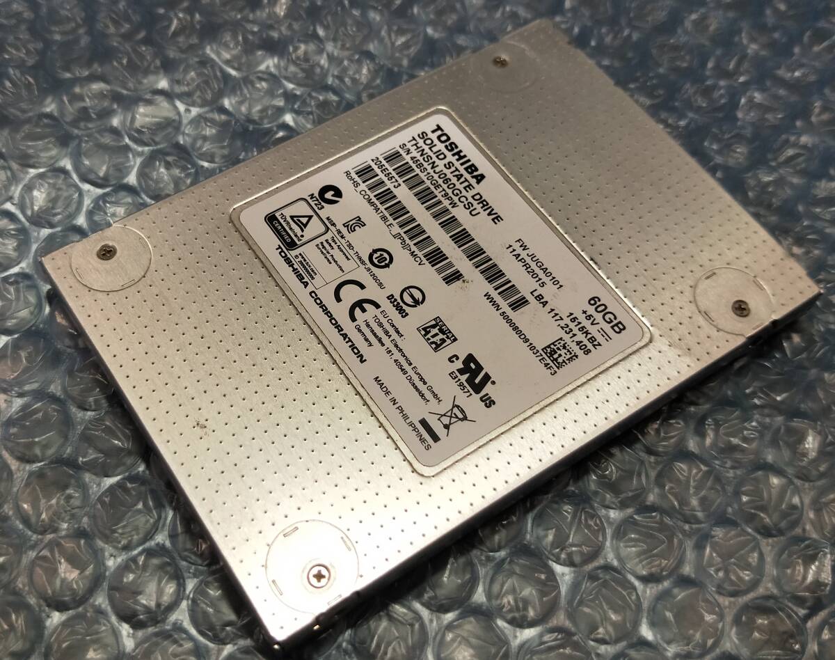 【中古パーツ】2.5 SATA SSD 1台 正常 TOSHIBA HNSNJ060GCSU 60GB 使用時間32108H■SSD3023拍卖
